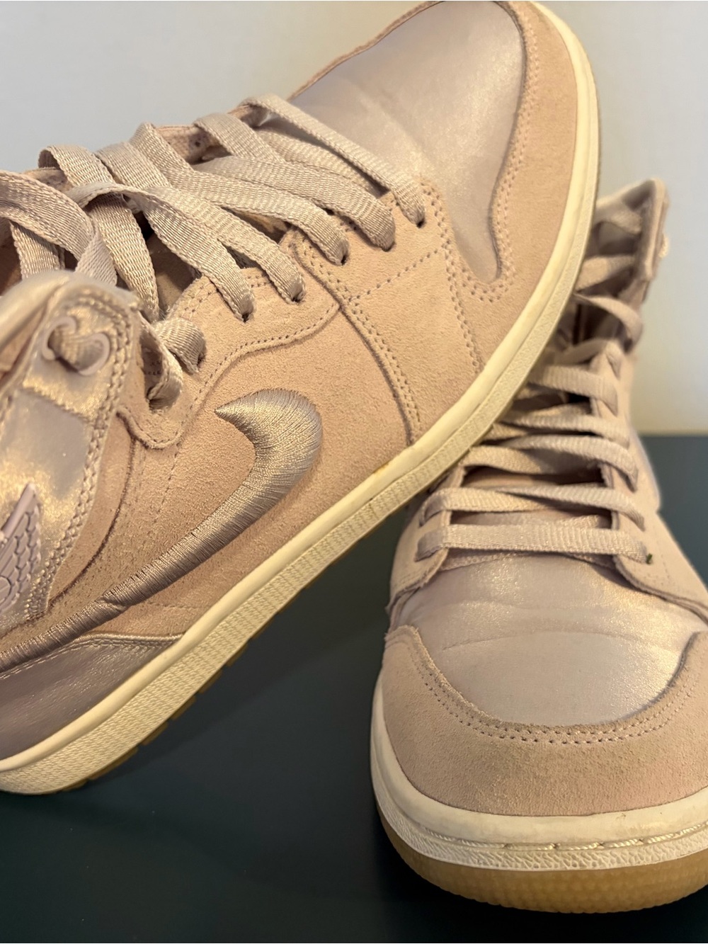 Jordan 1 High Season of Her - Barley Grape